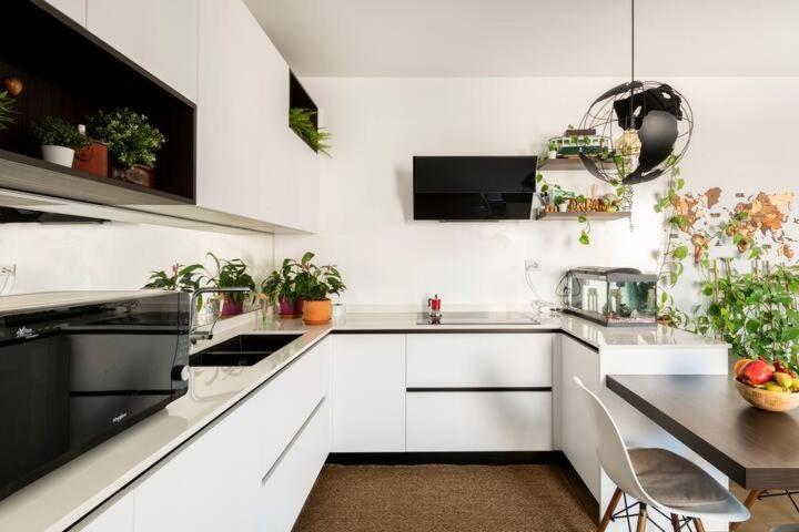 Mowgli House - Milano Luxury Apartment Private Room ภายนอก รูปภาพ